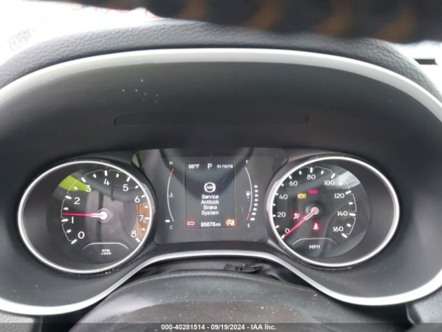 3C4NJCBB5JT194144 Jeep Compass Latitude Fwd