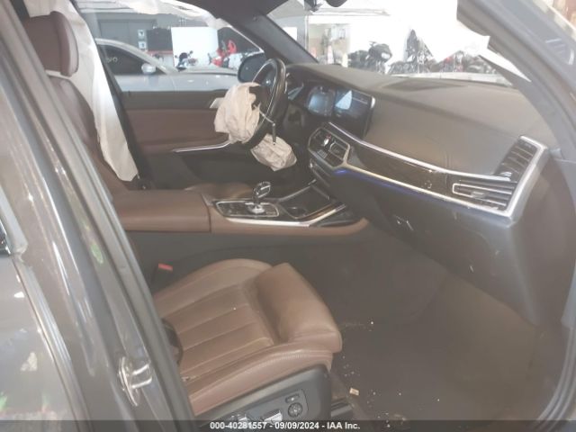 5UXCX6C08N9M60869 BMW X7 M50i