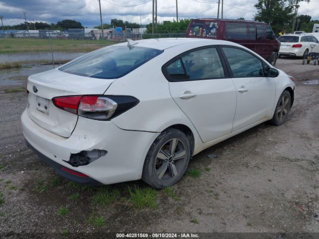 3KPFL4A75JE169119 KIA FORTE LX