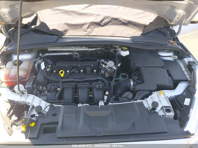 Ford FOCUS SE 2018 1FADP3K23JL207579 Image 10