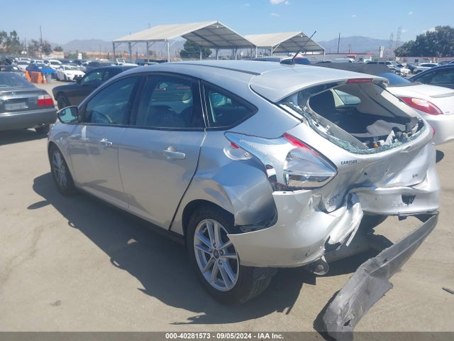 Ford FOCUS SE 2018 1FADP3K23JL207579 Image 3