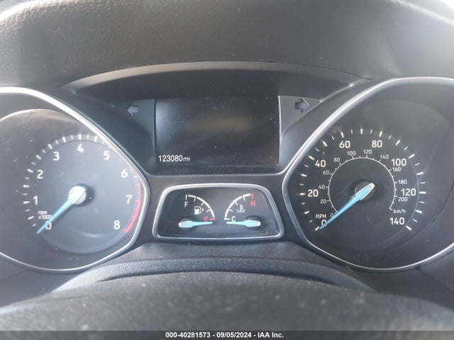 Ford FOCUS SE 2018 1FADP3K23JL207579 Image 7
