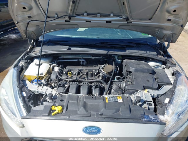 Ford FOCUS SE 2015 1FADP3F24FL253312 Image 10