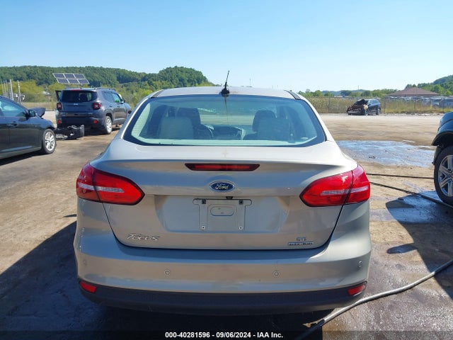 Ford FOCUS SE 2015 1FADP3F24FL253312 Image 16