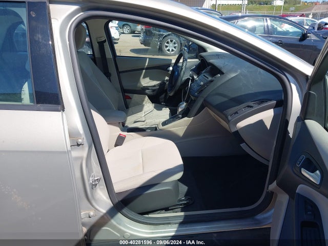 Ford FOCUS SE 2015 1FADP3F24FL253312 Image 5
