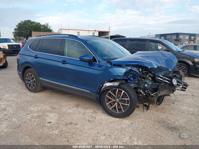 Volkswagen Tiguan 2020 3VV3B7AX6LM057396 Image 1