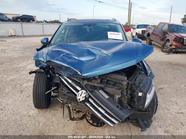 3VV3B7AX6LM057396 Volkswagen Tiguan
