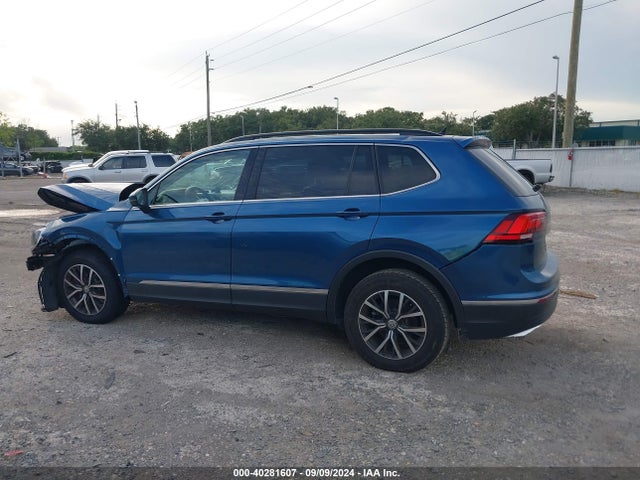 3VV3B7AX6LM057396 Volkswagen Tiguan