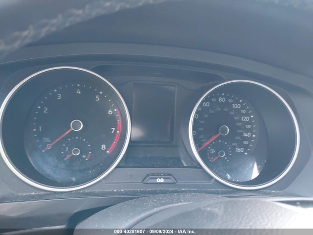 3VV3B7AX6LM057396 Volkswagen Tiguan