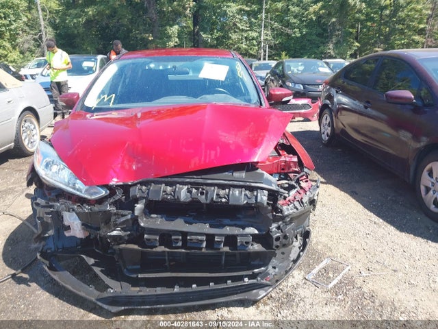 Ford FOCUS SE 2016 1FADP3F25GL250257 Image 13