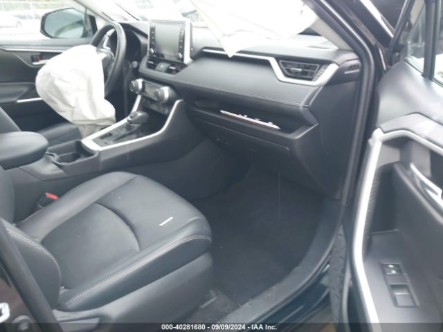 2T3A1RFV6MC169001 Toyota Rav4 Xle Premium