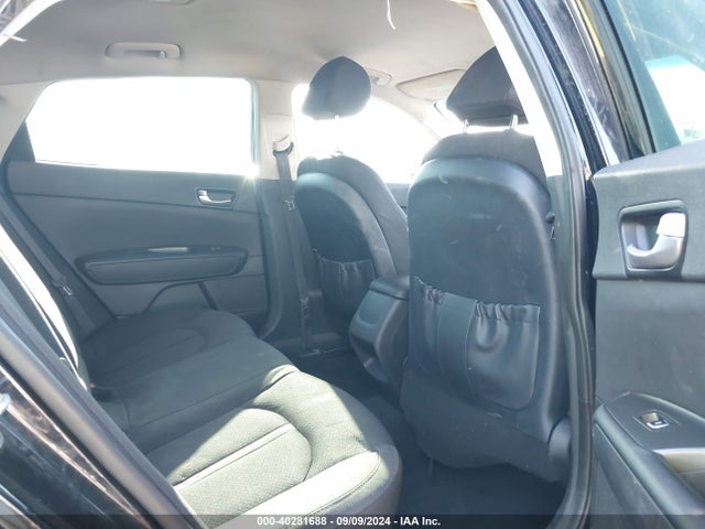 KIA Optima Lx 2016 5XXGT4L38GG103548 Image 8