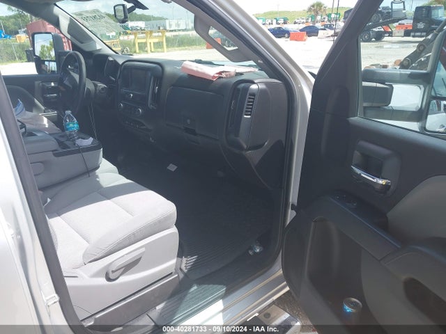 1GC1KREG8KF123909 Chevrolet Silverado 2500hd Wt