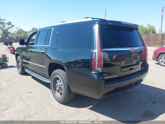 2017 CADILLAC ESCALADE ESV 1GYS4HKJ1HR222307 Photo 2