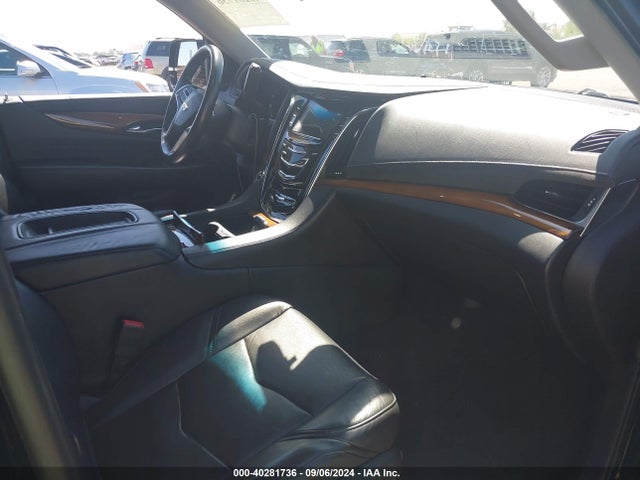 2017 CADILLAC ESCALADE ESV 1GYS4HKJ1HR222307 Photo 4