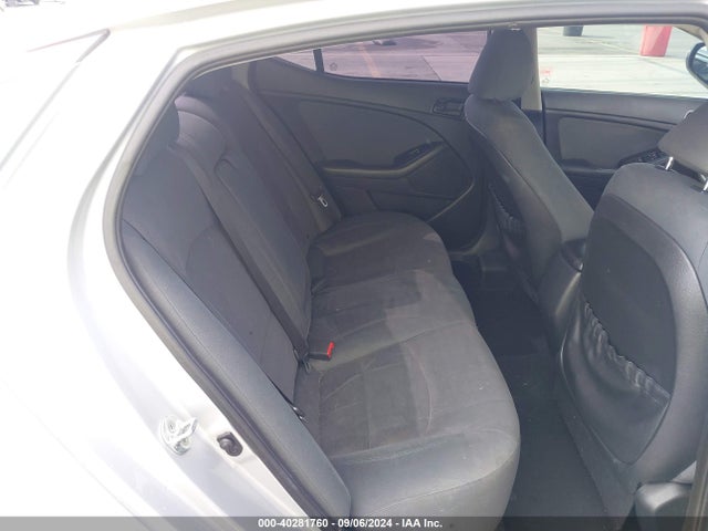 KIA Optima Lx 2015 5XXGM4A73FG504247 Image 8