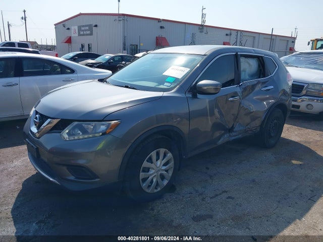 Nissan ROGUE S 2015 KNMAT2MT2FP563014 Image 2