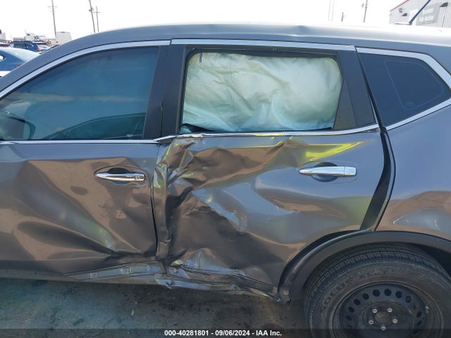 Nissan ROGUE S 2015 KNMAT2MT2FP563014 Image 6