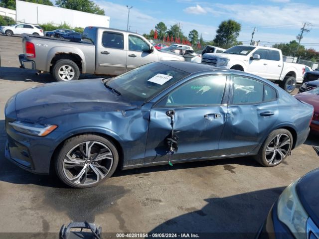 7JRL12FL1RG289497 Volvo S60 B5 Plus Dark Theme