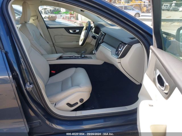 7JRL12FL1RG289497 Volvo S60 B5 Plus Dark Theme