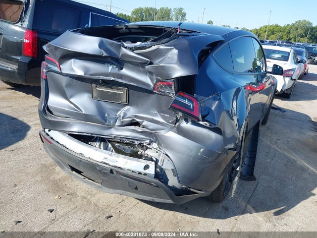2023 TESLA MODEL Y 7SAYGDEEXPA186457 Photo 5