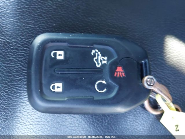 3GCPYFEL0MG112666 Chevrolet Silverado 1500 4wd  Short Bed Lt Trail Boss