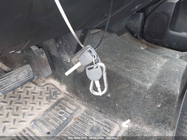 1GCVKREC6EZ133789 Chevrolet Silverado 1500 1lt/2lt