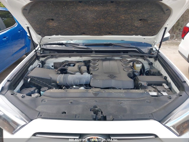 Toyota 4RUNNER SR5 2024 JTEEU5JRXR5305523 Image 10
