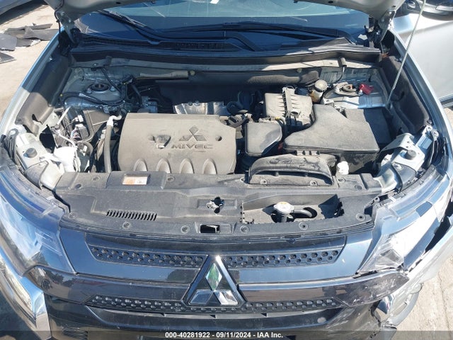 2020 MITSUBISHI OUTLANDER JA4AD3A35LZ045237 Photo 9