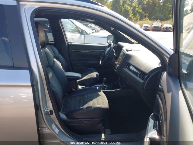2020 MITSUBISHI OUTLANDER JA4AD3A35LZ045237 Photo 4