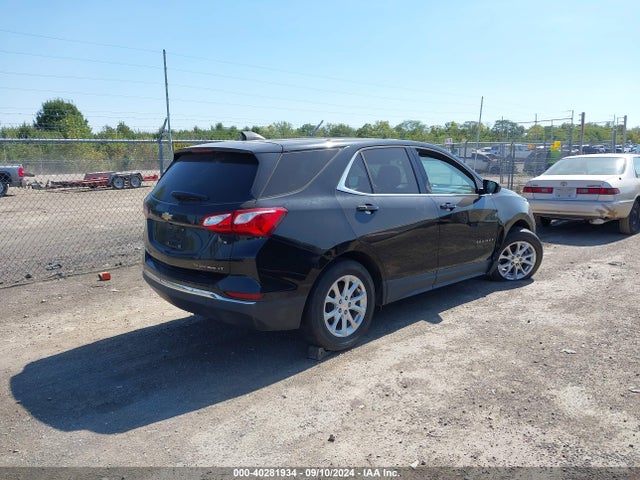 Chevrolet EQUINOX LT 2018 2GNAXSEV1J6255000 Image 4