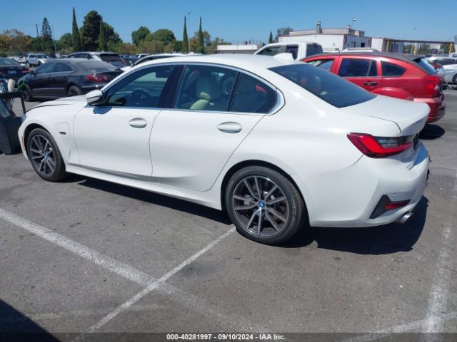3MW5P7J04N8C35987 BMW 3 Series 330e