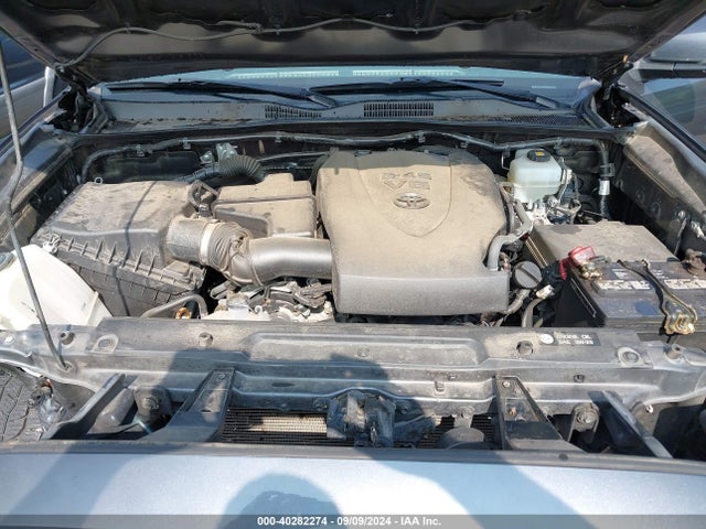 3TMCZ5AN3KM264596 Toyota Tacoma Trd Off Road