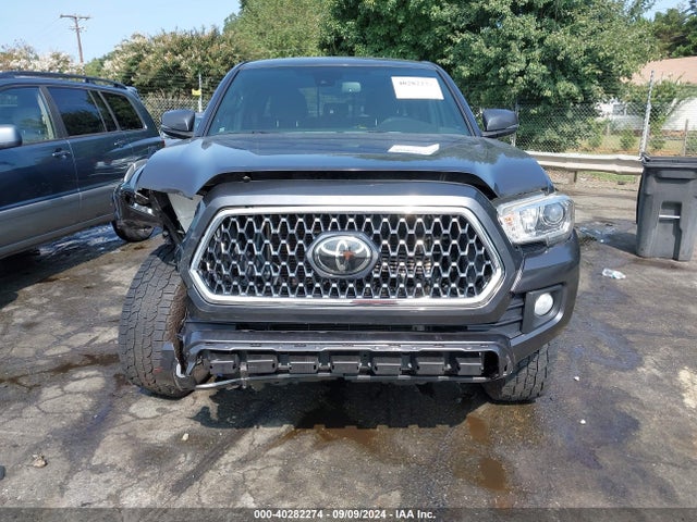 3TMCZ5AN3KM264596 Toyota Tacoma Trd Off Road