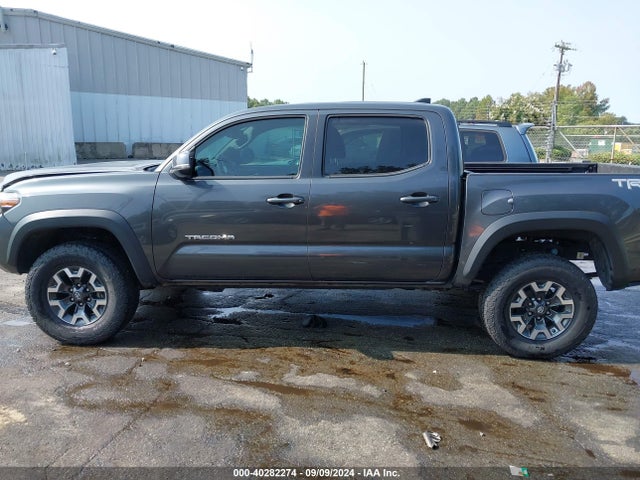 3TMCZ5AN3KM264596 Toyota Tacoma Trd Off Road