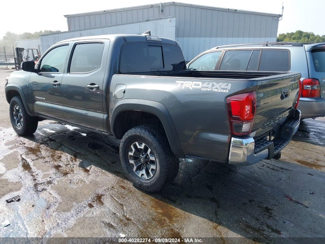 3TMCZ5AN3KM264596 Toyota Tacoma Trd Off Road