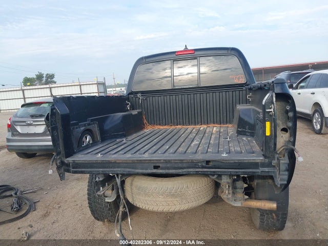 Toyota Tacoma Base V6 2015 5TFLU4EN3FX131114 Image 17