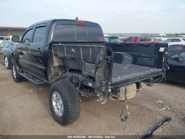 Toyota Tacoma Base V6 2015 5TFLU4EN3FX131114 Image 3