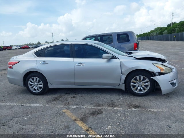 Nissan Altima 2.5 S 2015 1N4AL3APXFC486242 Image 12
