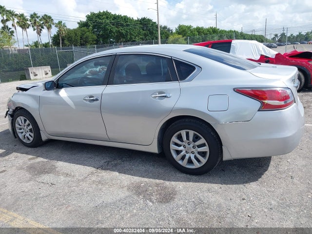 Nissan Altima 2.5 S 2015 1N4AL3APXFC486242 Image 13