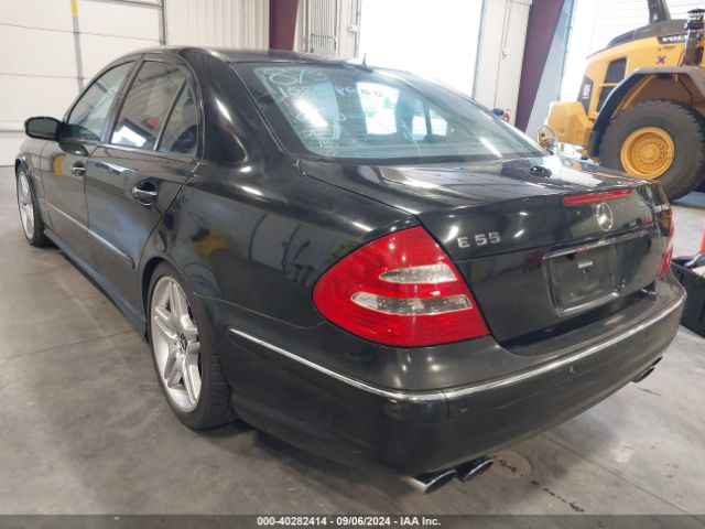 2005 MERCEDES-BENZ E 55 AMG WDBUF76J45A778990 Photo 2