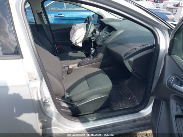 1FADP3K26GL320709 Ford FOCUS SE
