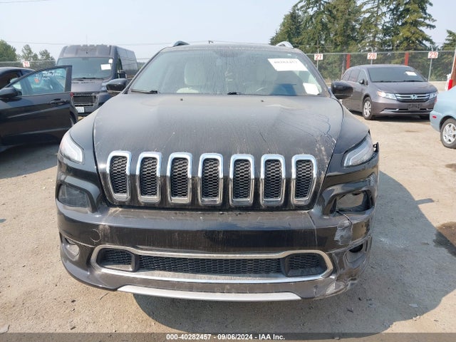 1C4PJMJX2JD597970 Jeep Cherokee Overland 4x4