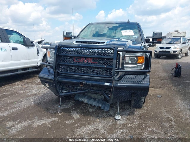 1GT12SEY3KF155814 GMC Sierra 2500hd Denali