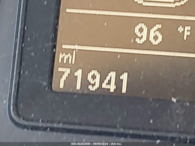 WVGAV7AX0GW040155 Volkswagen TIGUAN S