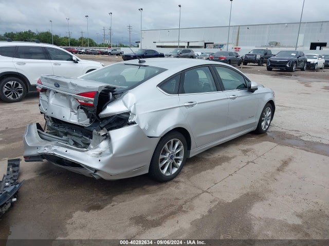 3FA6P0LU6HR416141 Ford Fusion Hybrid Se