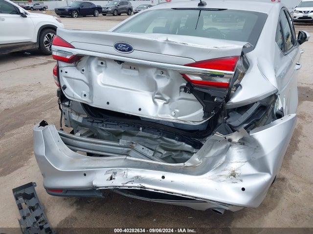 3FA6P0LU6HR416141 Ford Fusion Hybrid Se