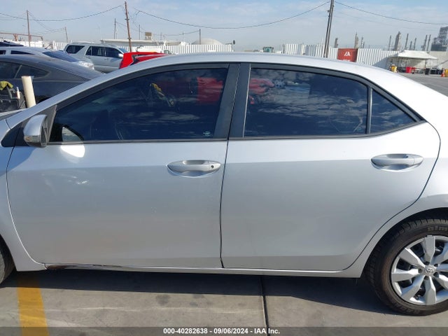 Toyota COROLLA SE 2017 5YFBURHE7HP657722 Image 14