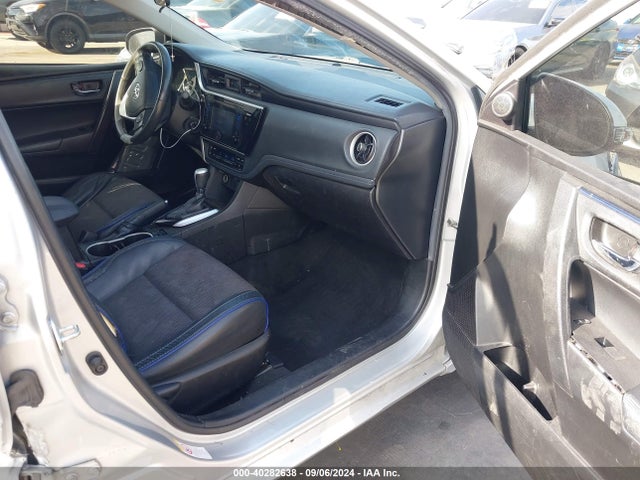 Toyota COROLLA SE 2017 5YFBURHE7HP657722 Image 5