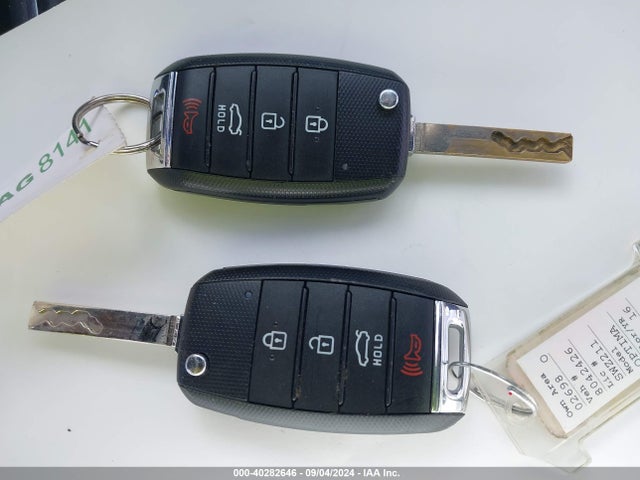 KIA Optima Lx 2016 5XXGT4L39GG077199 Image 11